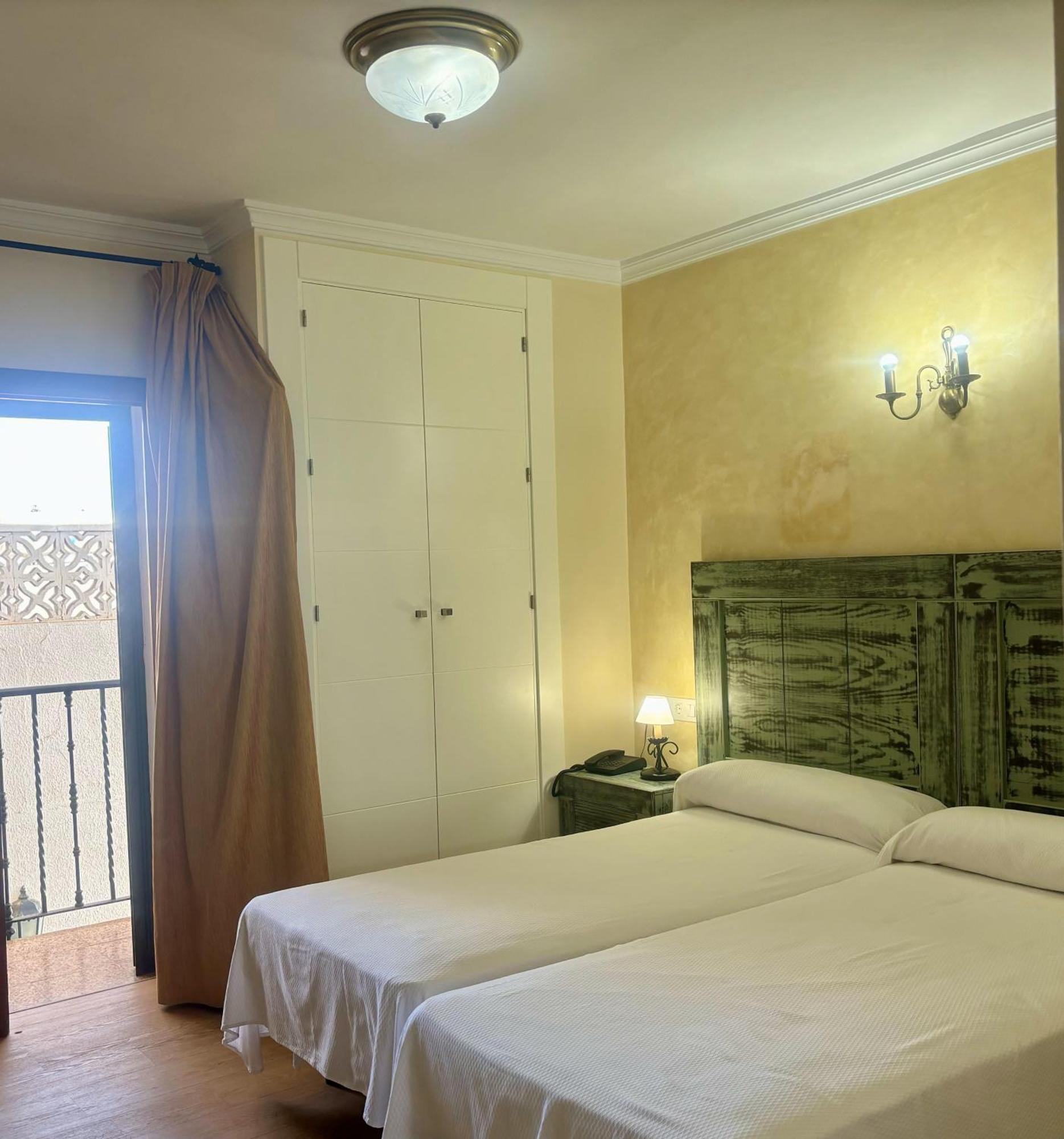 Hotel ชิปปีโอนา ภายนอก รูปภาพ